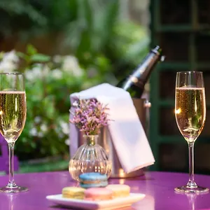 4* Otel Galileo Champs Elysees
