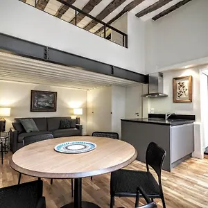 Appartement Molière Chicsuites, Paris